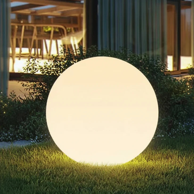 Sphere LED Outdoor Floor Lamp